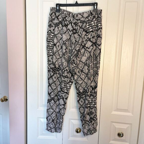 No Boundaries Hi Rise Tribal Aztec Skinny Drawstring Pocket Elastic Jogger Pants - Picture 3 of 8